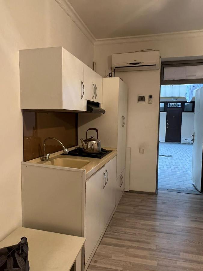 Hellobaku Apartment In Old City Eksteriør billede