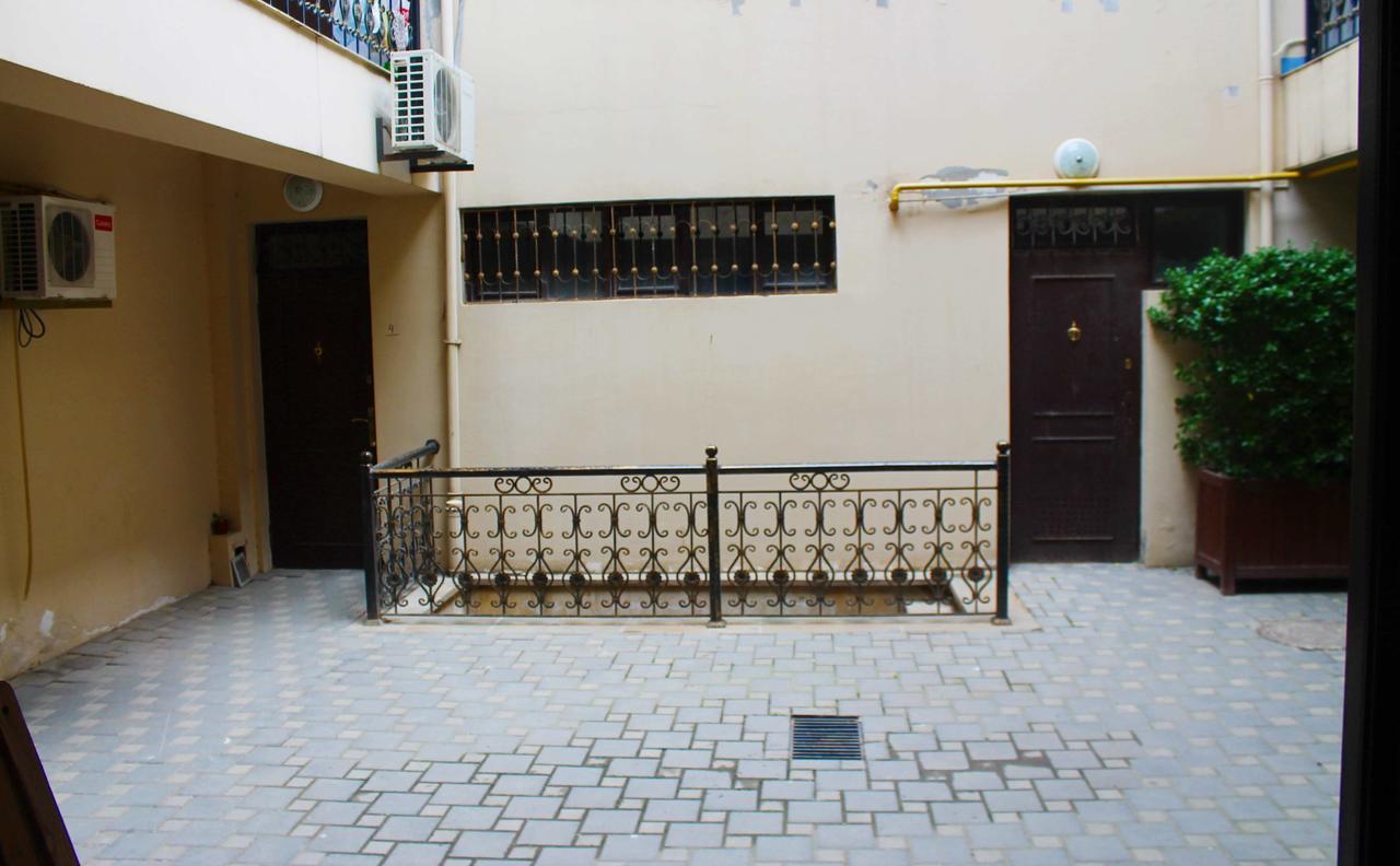 Hellobaku Apartment In Old City Eksteriør billede
